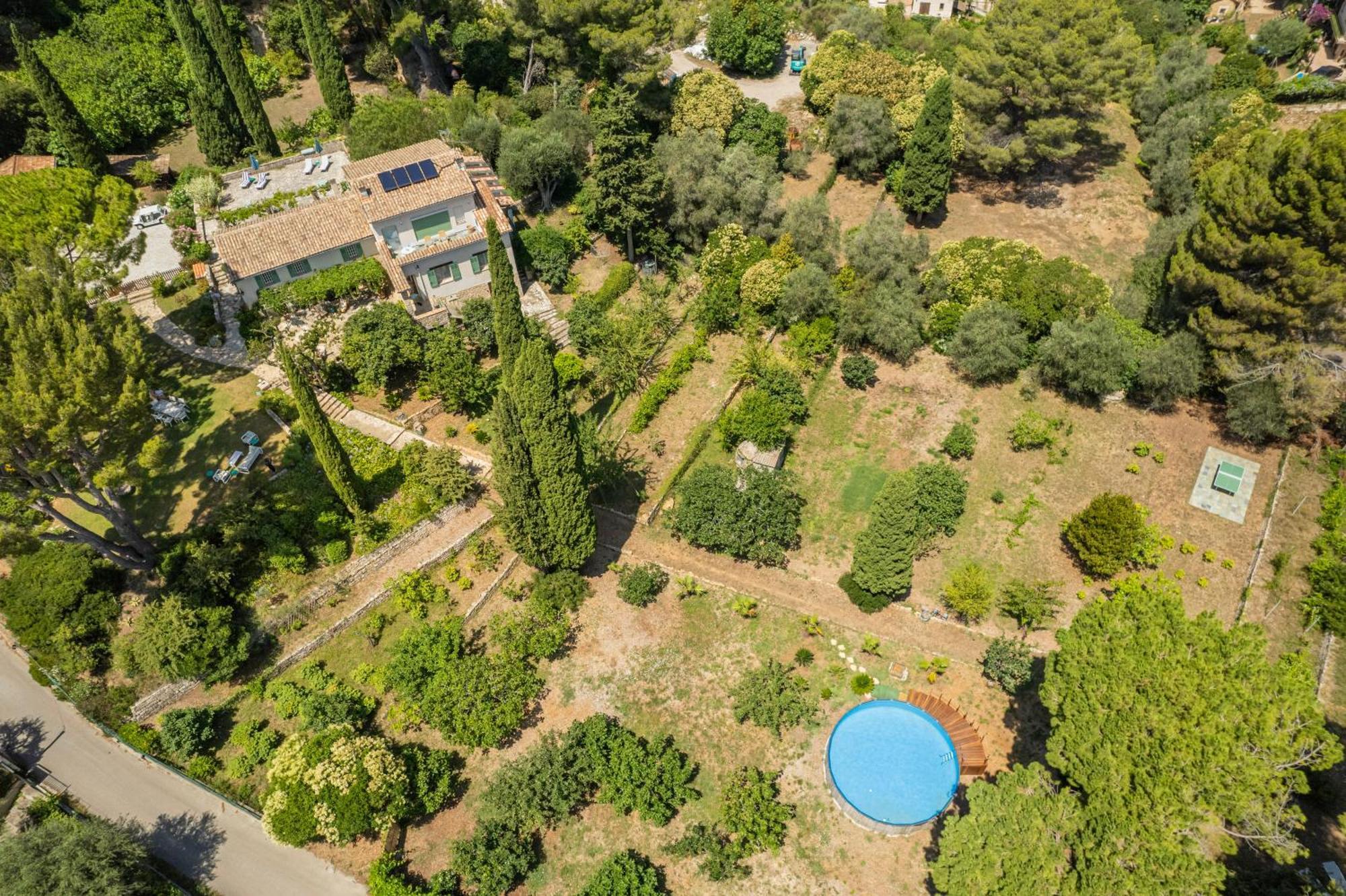 Hotel Domaine Des Encourdoules Vallauris Exterior foto