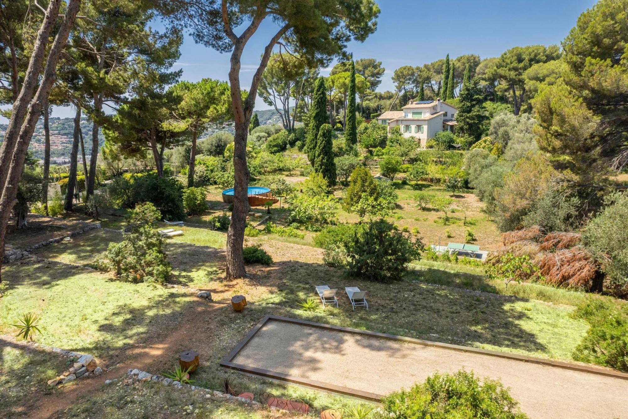 Hotel Domaine Des Encourdoules Vallauris Exterior foto