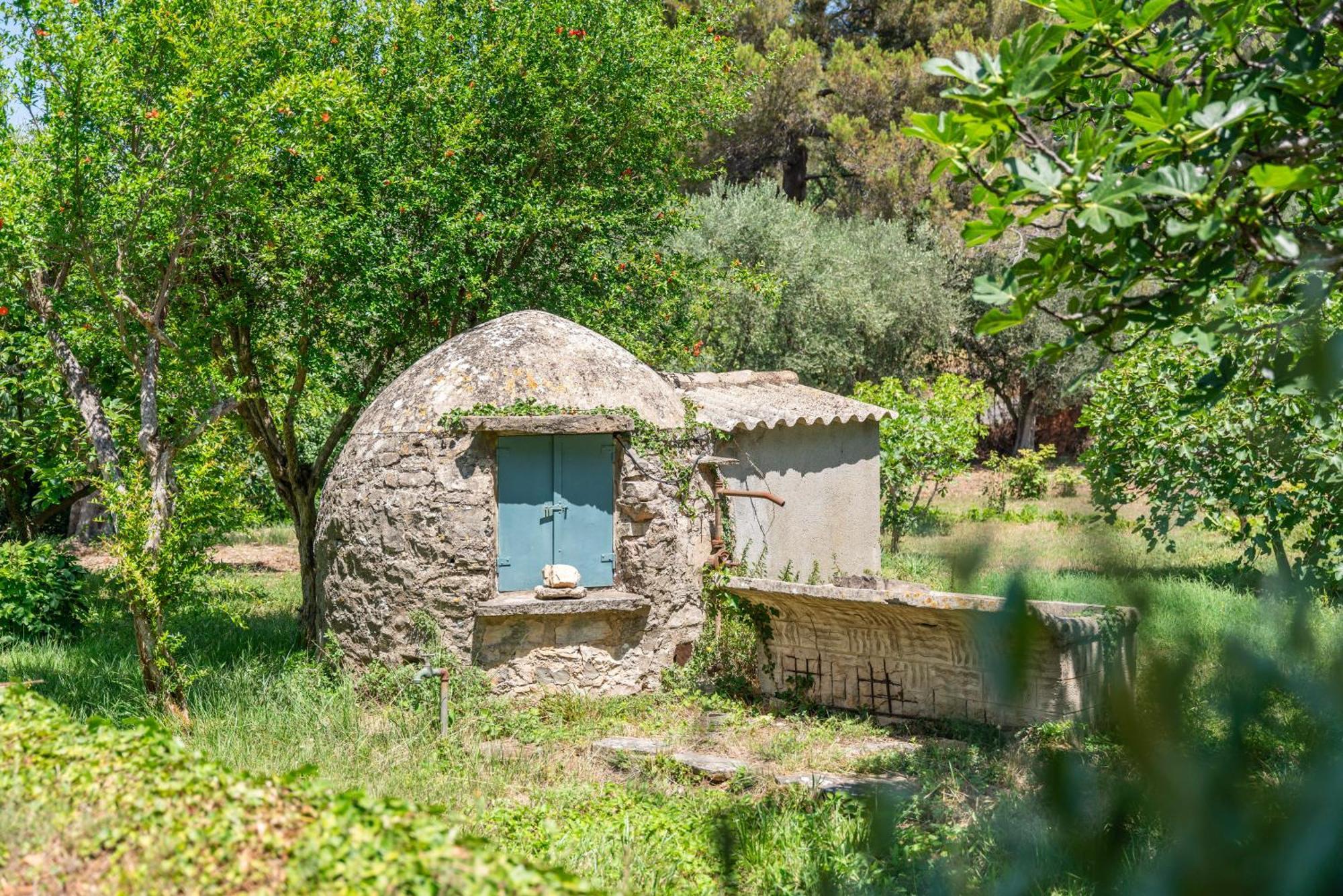 Hotel Domaine Des Encourdoules Vallauris Exterior foto